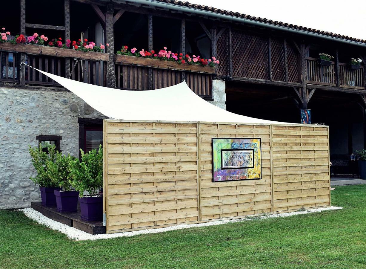 La Magie Des Reves Hotel Montrejeau Bagian luar foto