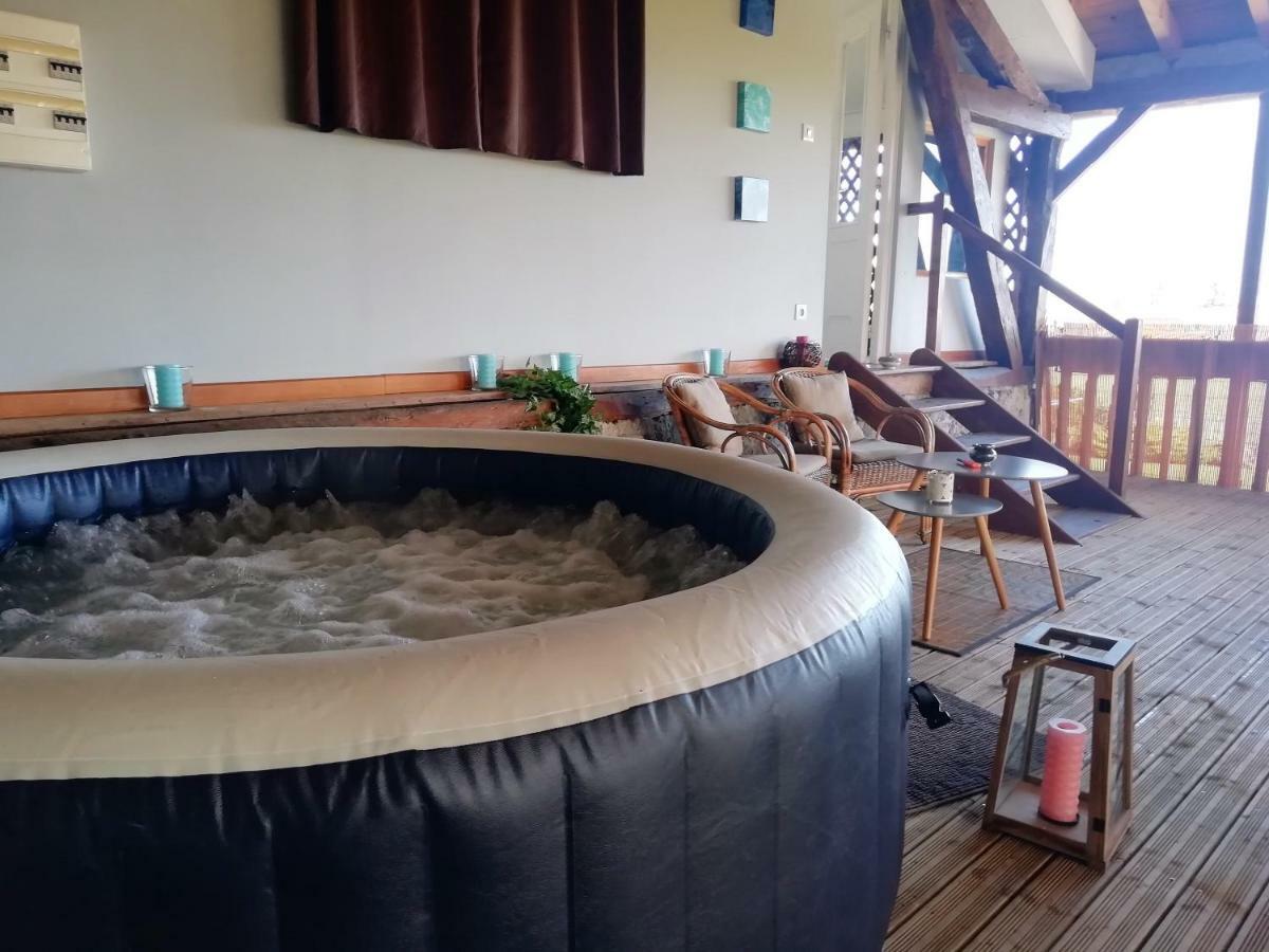 La Magie Des Reves Hotel Montrejeau Bagian luar foto